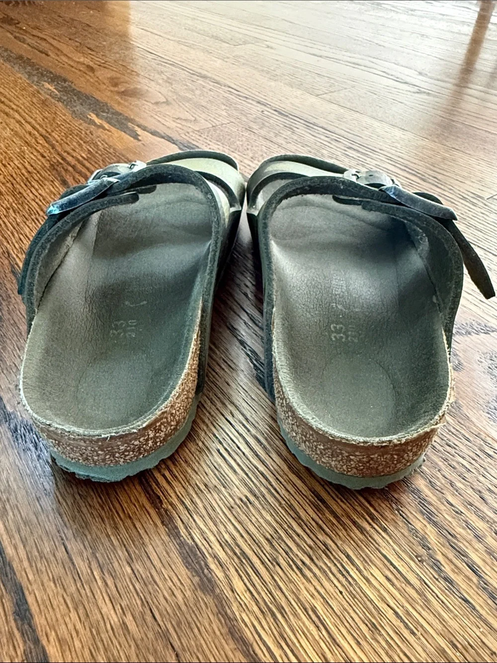 E Birkenstock Kids 33 Camo Green Two-Strap Arizona Sandals